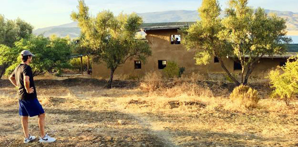 autoconstrucción casa tierra paja